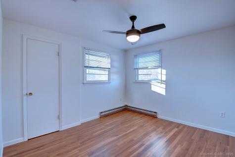 139 Phyllis Drive Naugatuck CT 06770