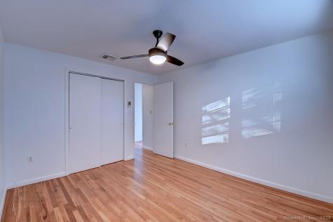 139 Phyllis Drive Naugatuck CT 06770