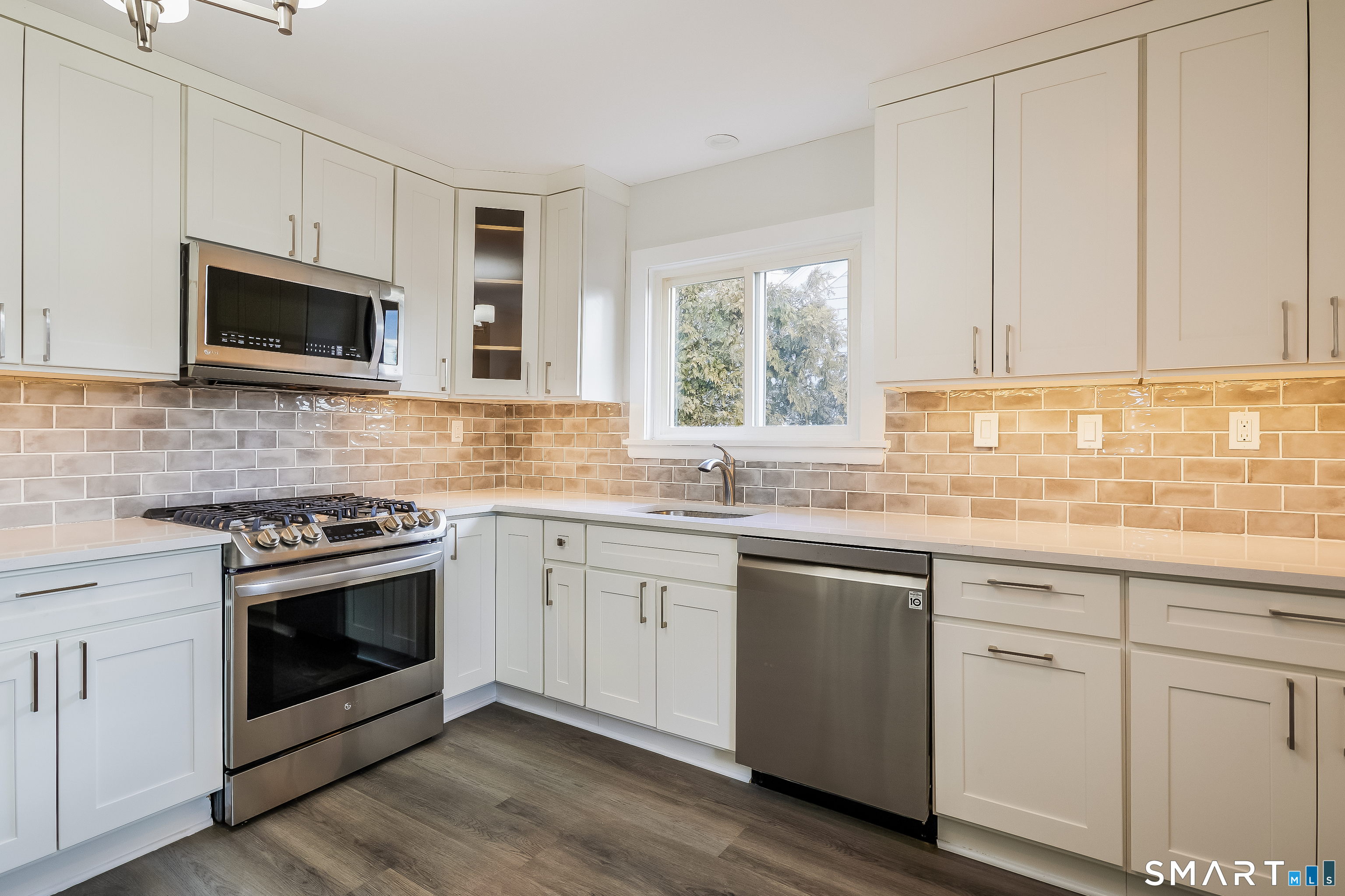 28 Pleasant Street Greenwich CT 06807