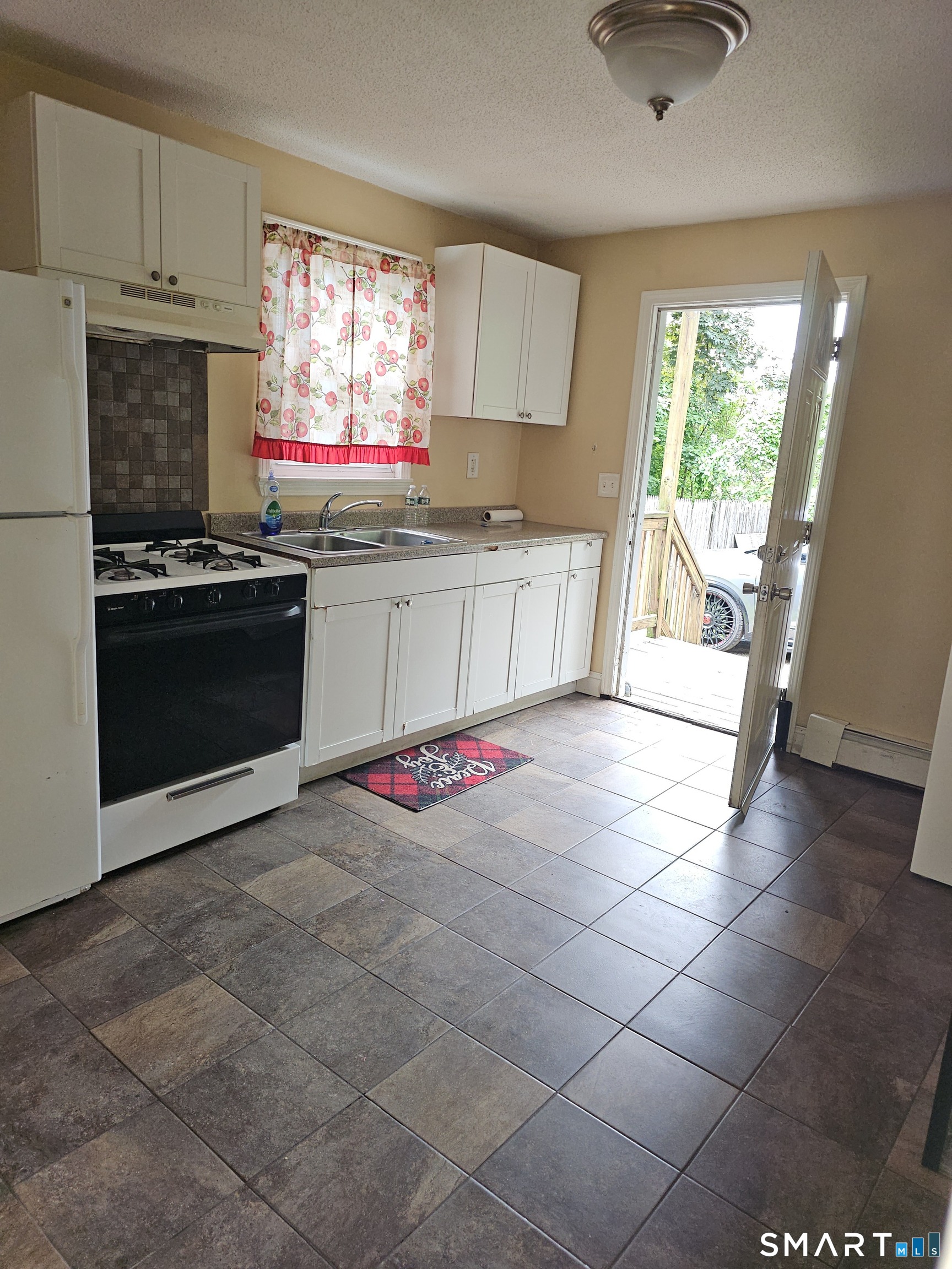 137 Pleasant Street New Britain CT 06051
