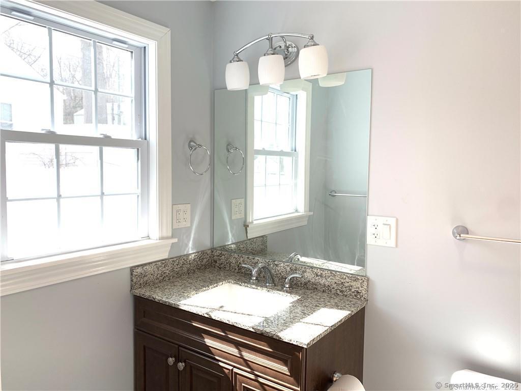 89 Cortland Circle West Hartford CT 06110