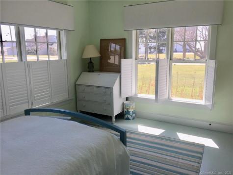 33 Ridgewood Avenue Madison CT 06443