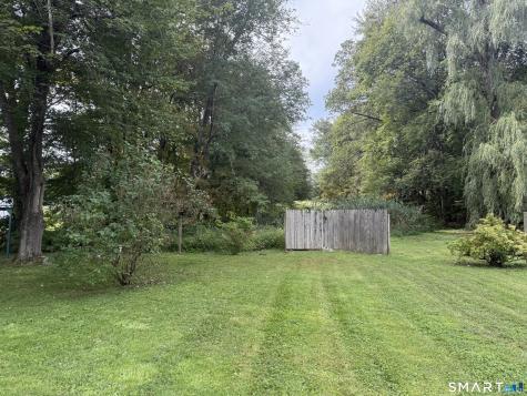 56 Wedgewood Drive Naugatuck CT 06770