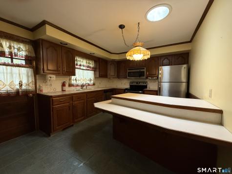 56 Wedgewood Drive Naugatuck CT 06770