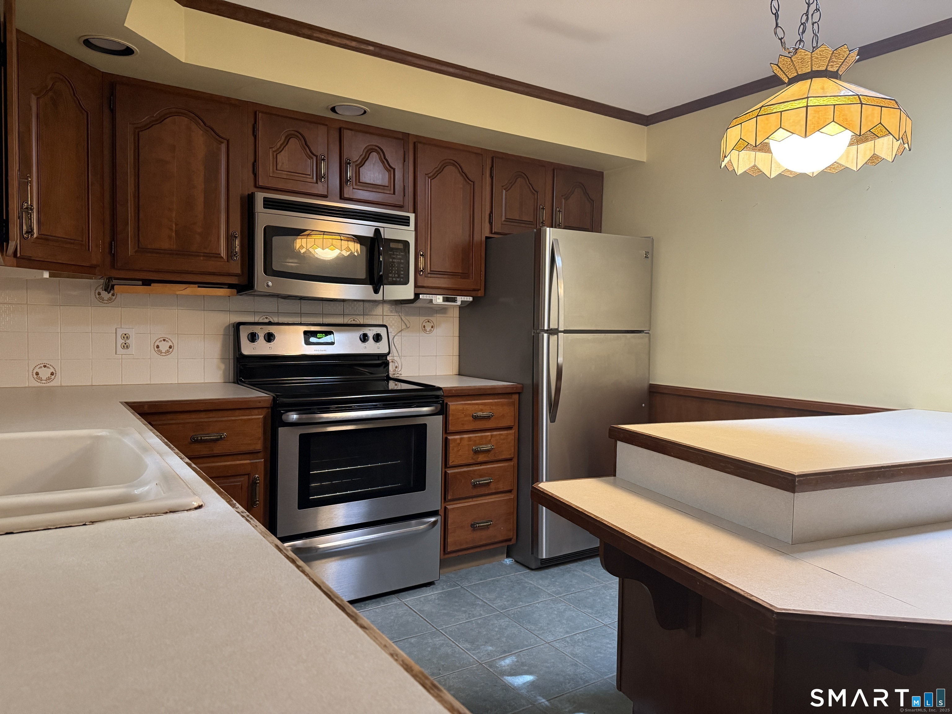 56 Wedgewood Drive Naugatuck CT 06770