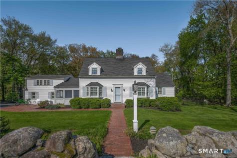 67 Maple North Avenue Westport CT 06880