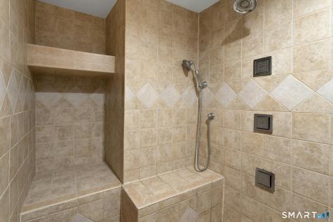 25 Quinsey Drive Bridgeport CT 06606