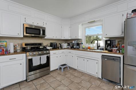 25 Quinsey Drive Bridgeport CT 06606