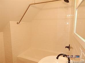 55 Oakridge Street Norwich CT 06360