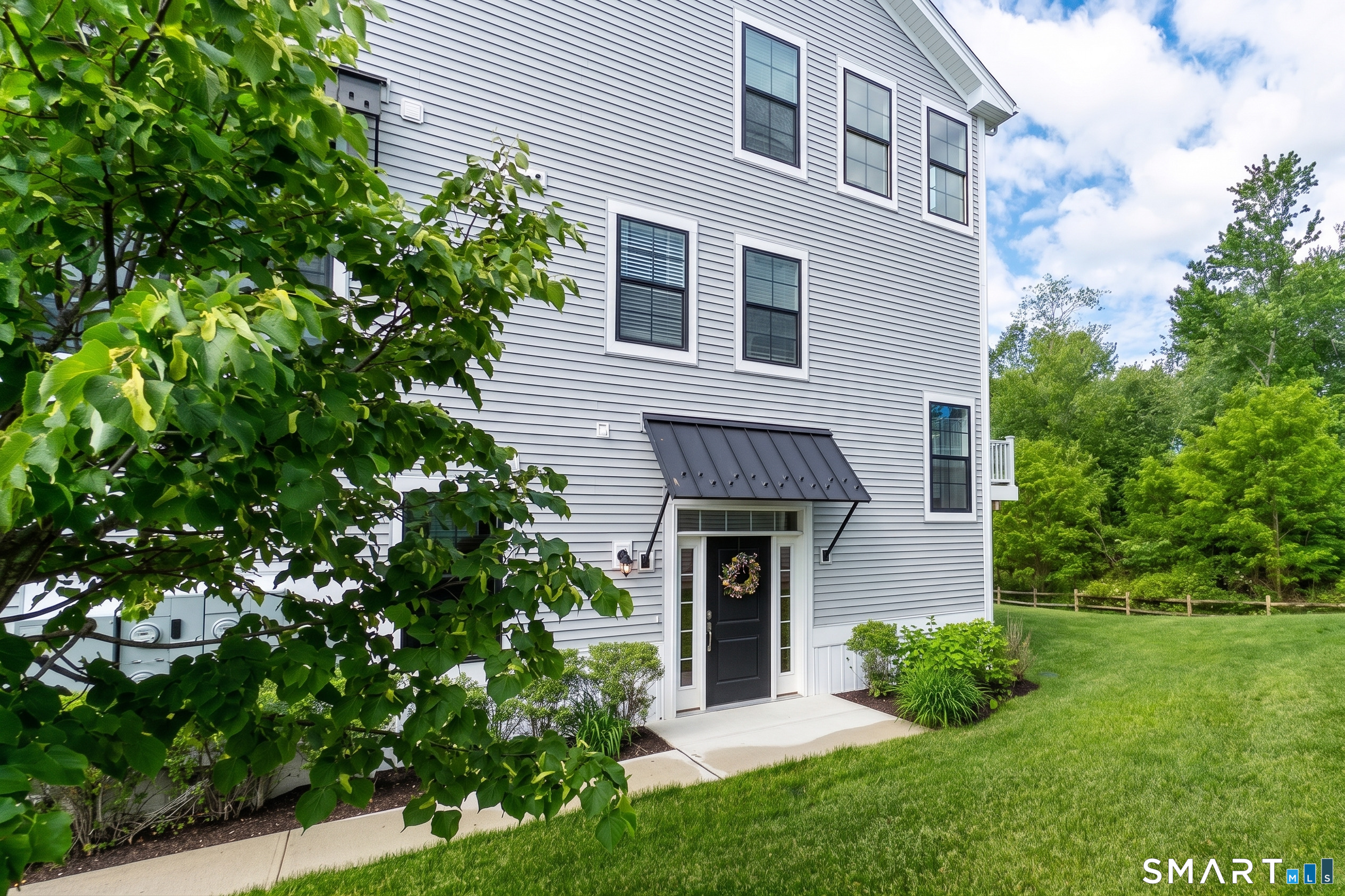 25 Brentwood Circle Danbury CT 06810