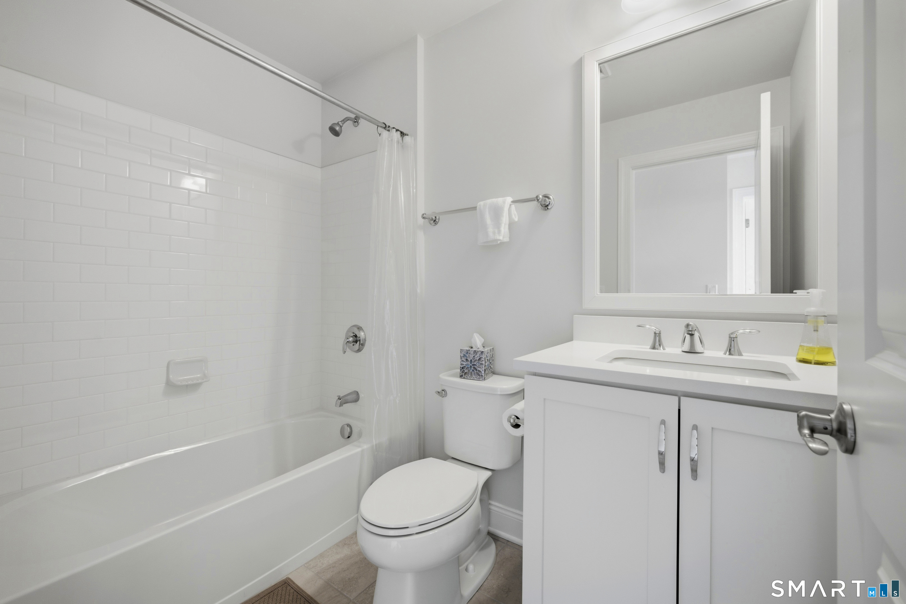 25 Brentwood Circle Danbury CT 06810