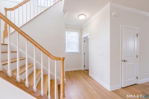 25 Brentwood Circle Danbury CT 06810