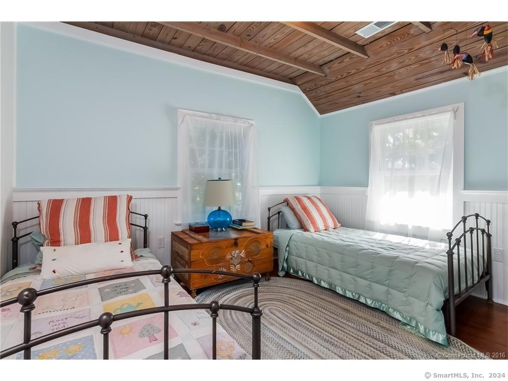 25 Dorr Street Branford CT 06405