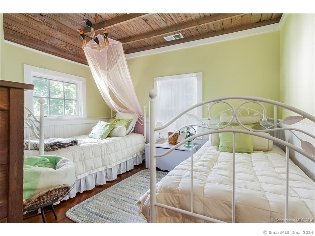 25 Dorr Street Branford CT 06405