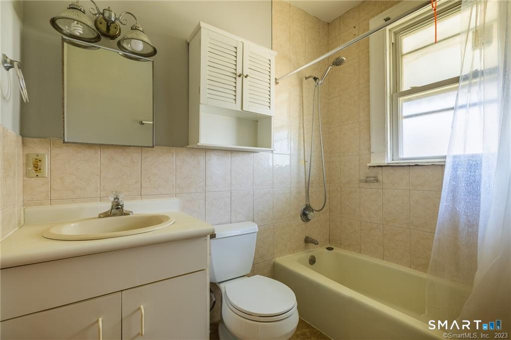 56 Park Avenue Bridgeport CT 06604