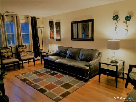 54 Berkshire Road West Hartford CT 06107