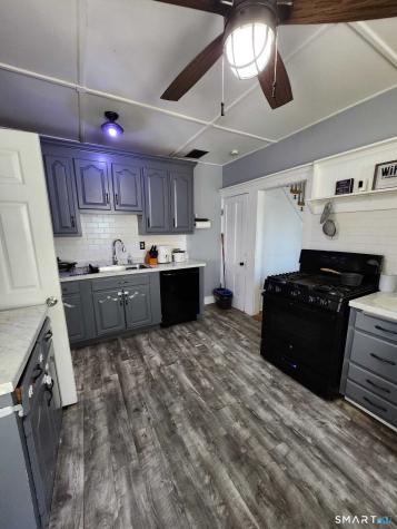 14 Union Street Manchester CT 06042