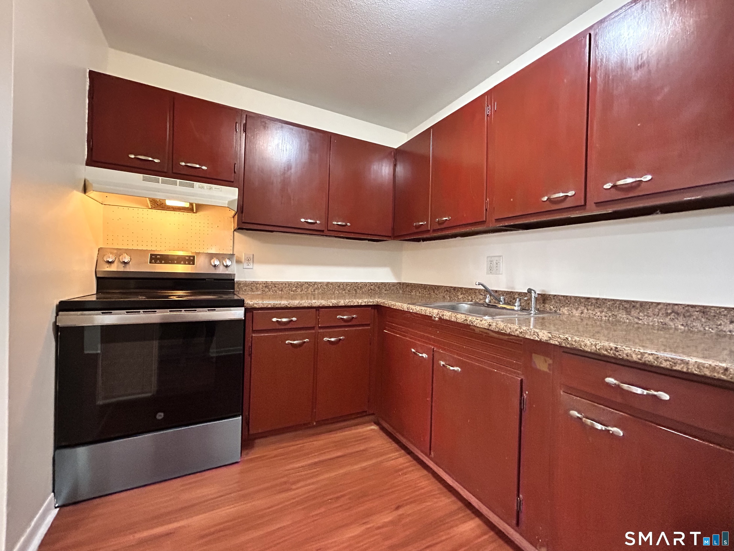 65 Donna Drive New Haven CT 06513