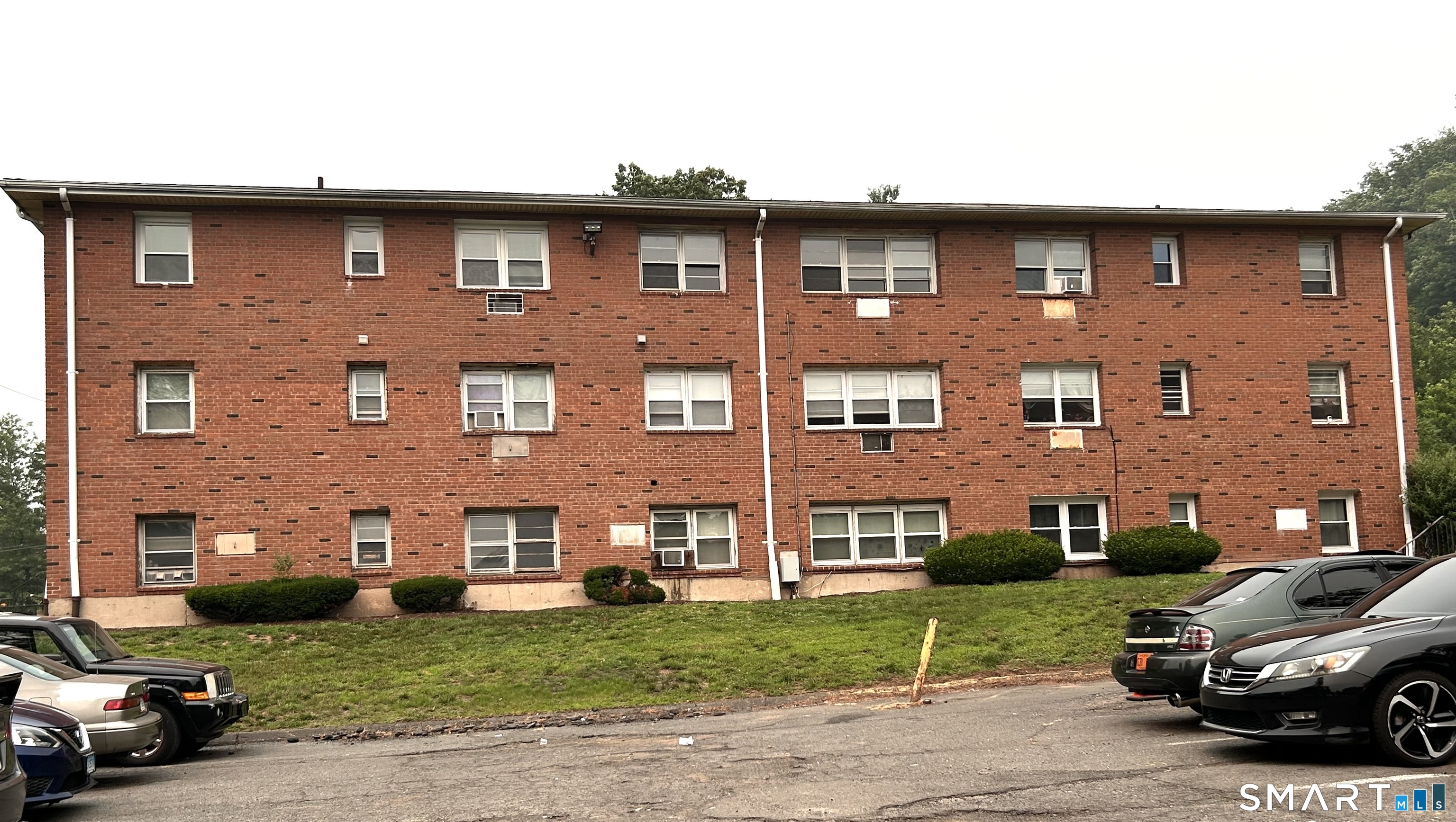 65 Donna Drive New Haven CT 06513