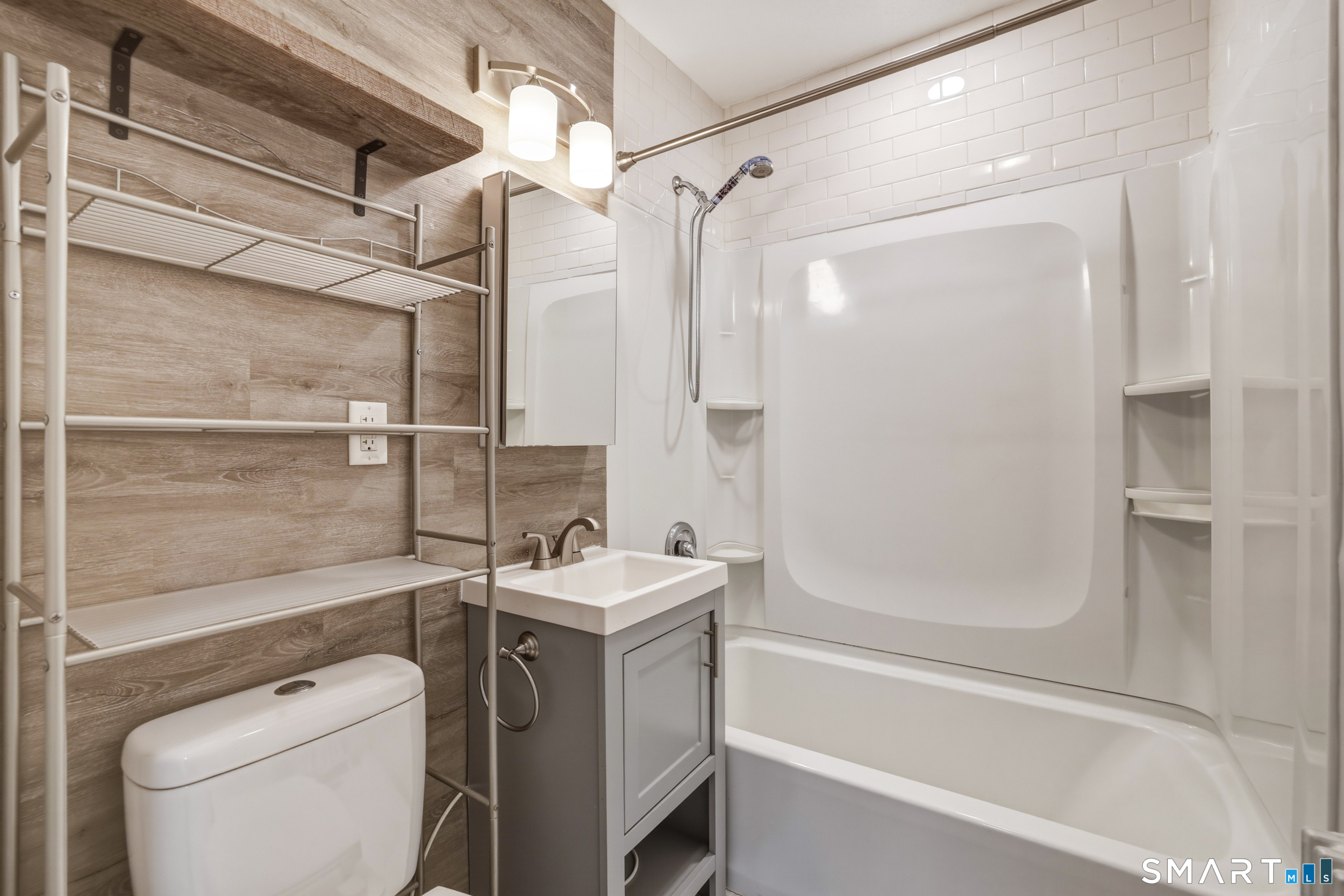 28 Garden Drive Manchester CT 06040