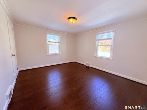 387 Quaker South Lane West Hartford CT 06119