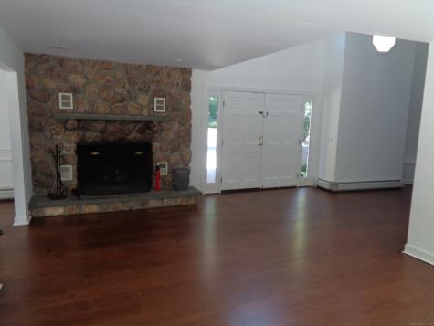 531 Hollow Tree Ridge Road Darien CT 06820