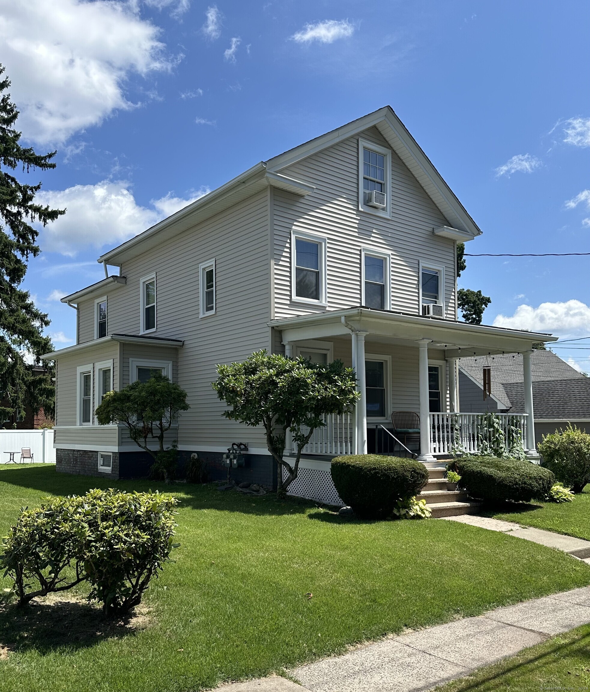 10 Wall Street Wallingford CT 06492