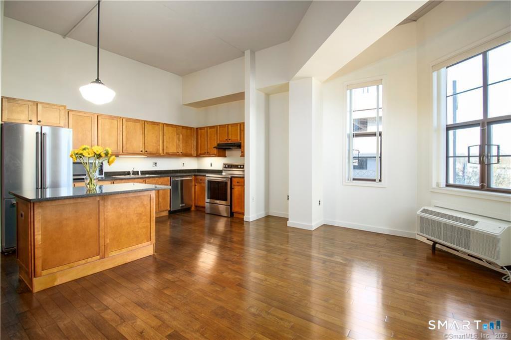 15 Dinah Road West Hartford CT 06107
