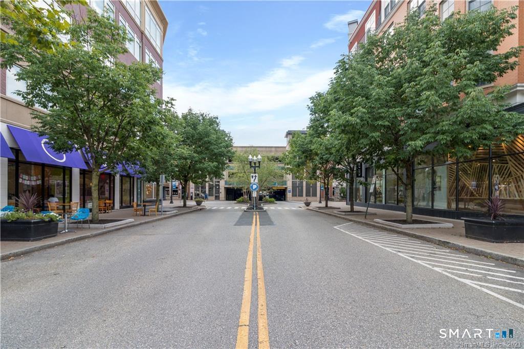 15 Dinah Road West Hartford CT 06107
