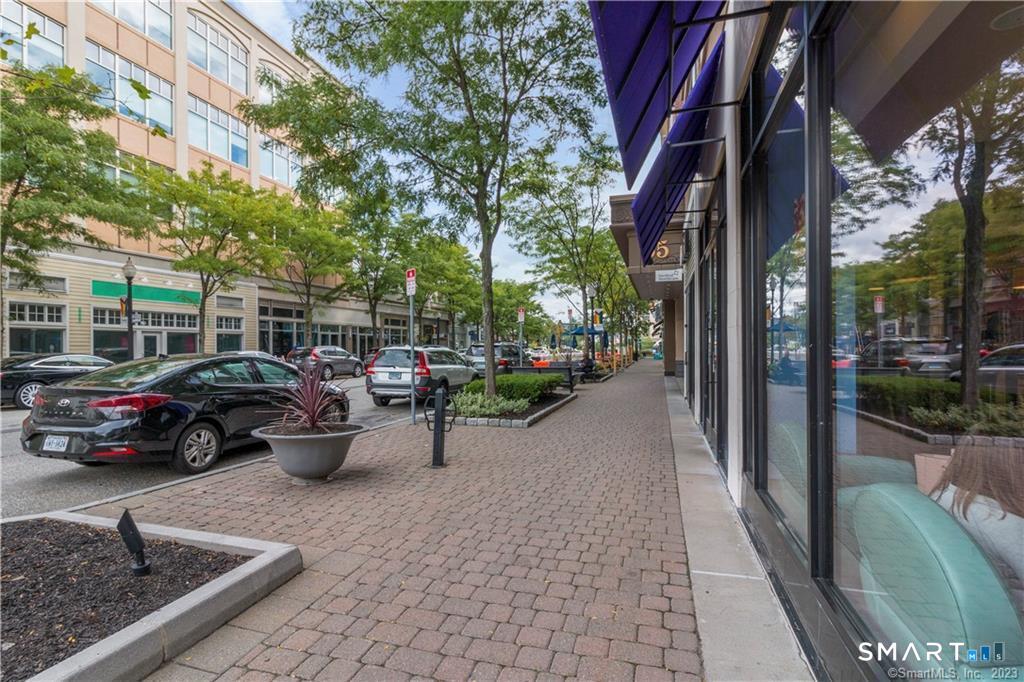 15 Dinah Road West Hartford CT 06107