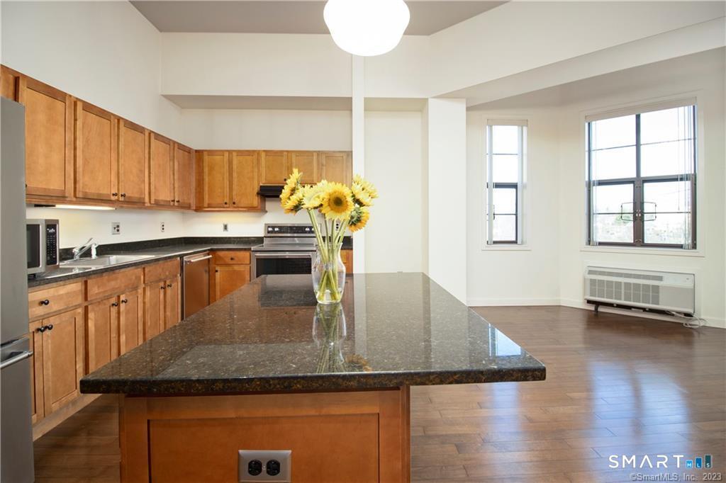 15 Dinah Road West Hartford CT 06107