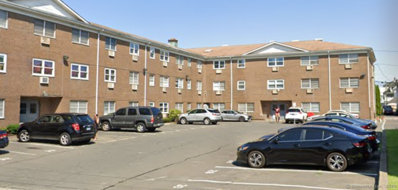 64 Mckinley Avenue Bridgeport CT 06606