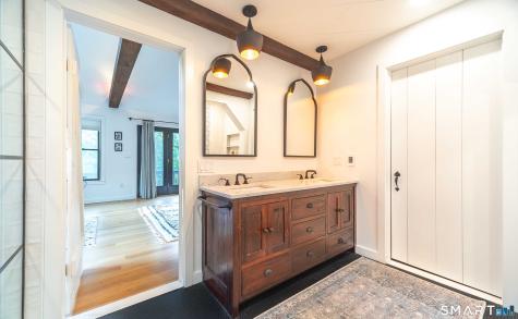 281 Peddlers Road Guilford CT 06437