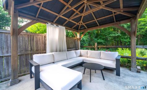 281 Peddlers Road Guilford CT 06437