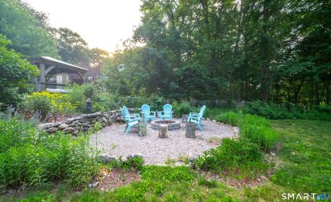 281 Peddlers Road Guilford CT 06437