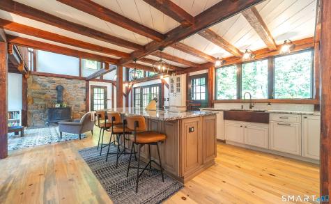 281 Peddlers Road Guilford CT 06437