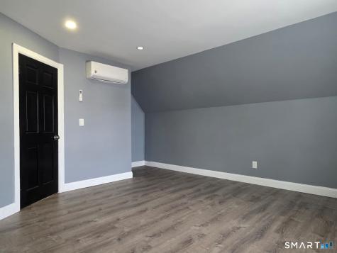 979-981 Hancock Avenue Bridgeport CT 06605