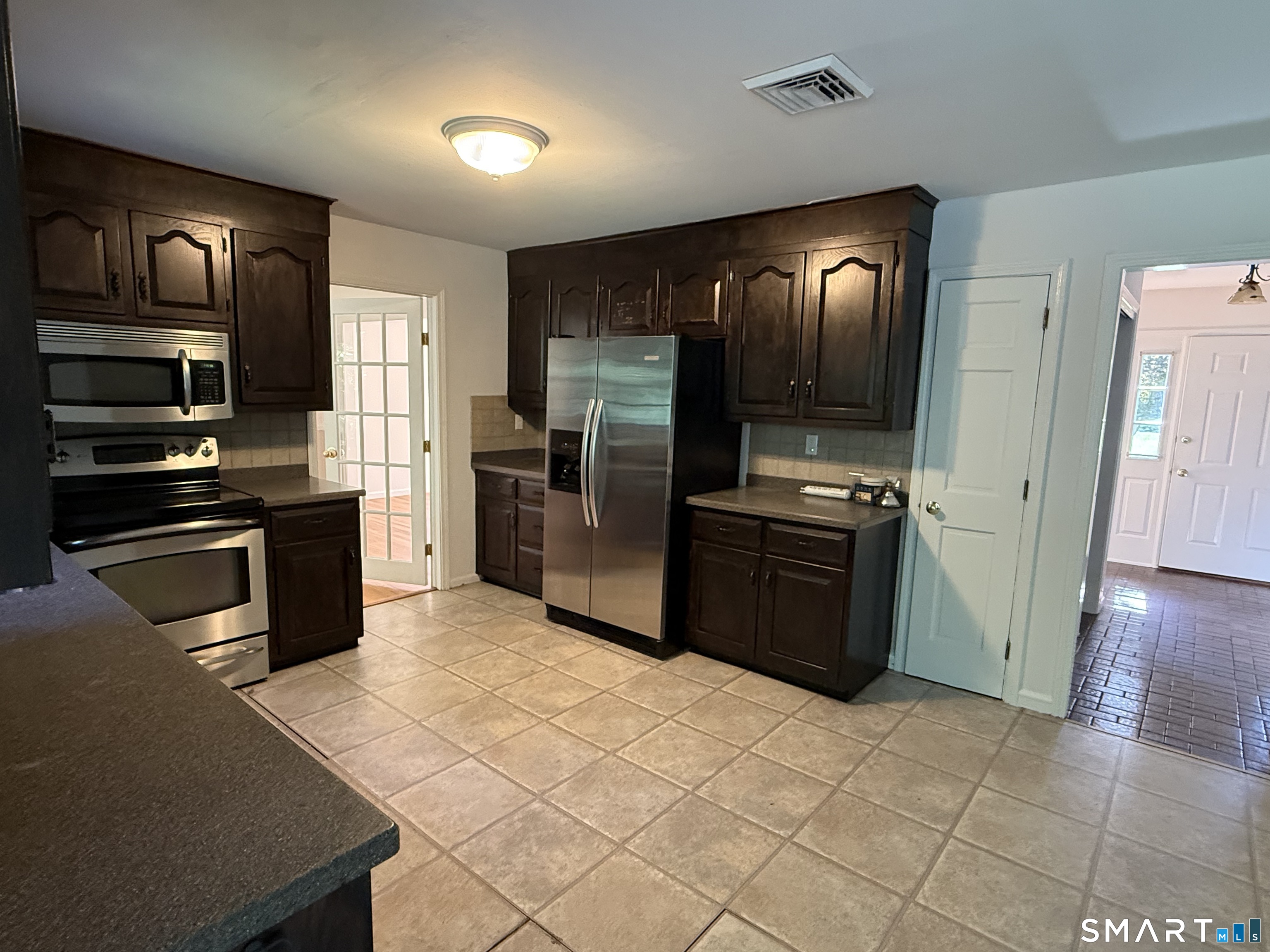 40 Horse Stable Circle Shelton CT 06484