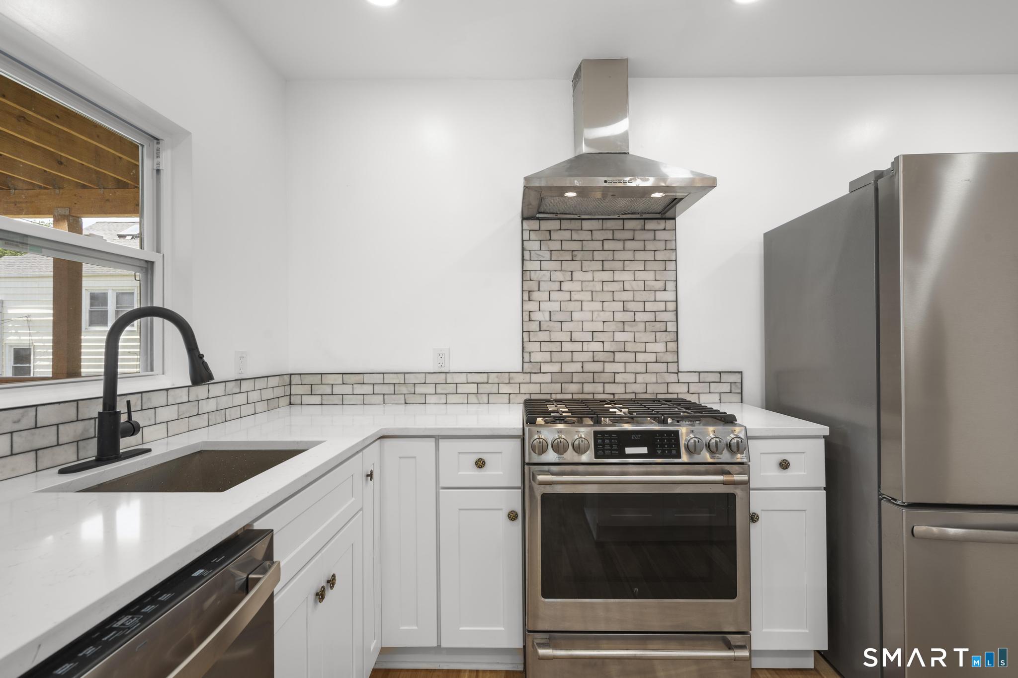 810 Brewster Street Bridgeport CT 06605
