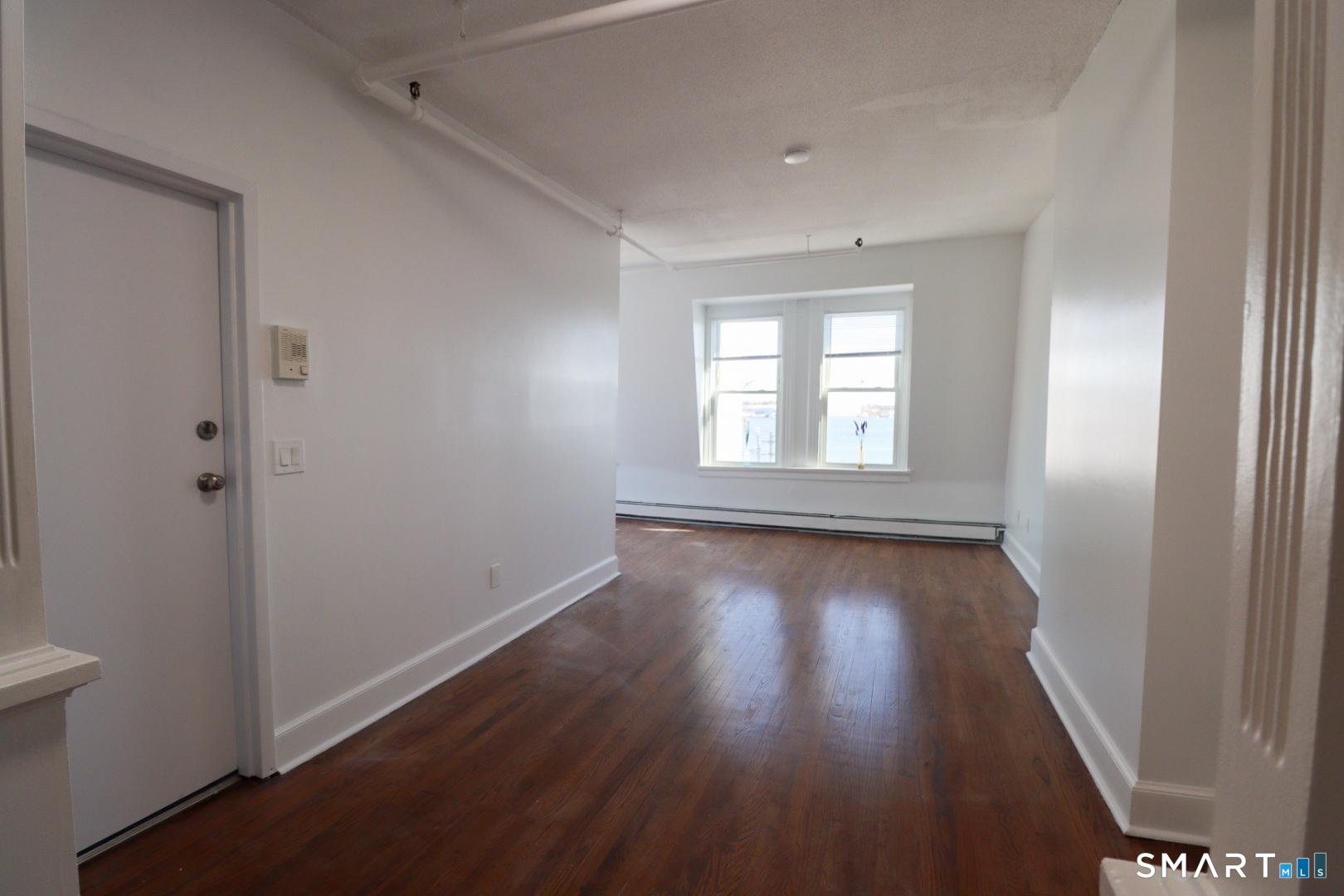 187 Bank Street New London CT 06320