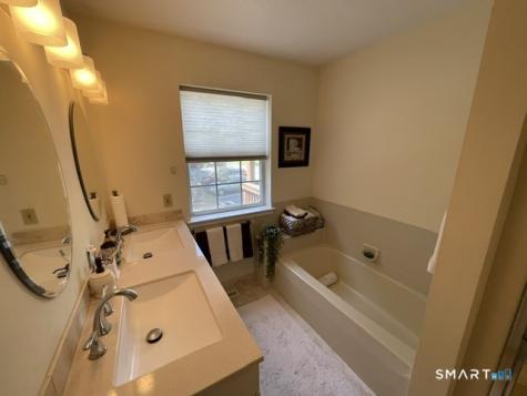 601 Foxboro Drive Norwalk CT 06851