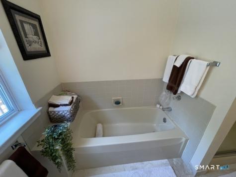 601 Foxboro Drive Norwalk CT 06851