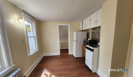 49-1/2 Silver Street Middletown CT 06457