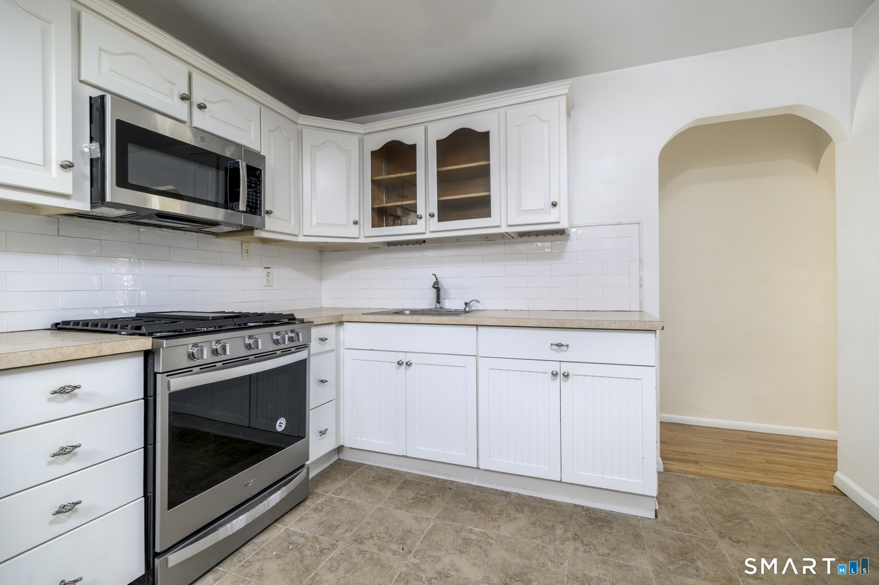 18 Elm Tree Place Stamford CT 06906