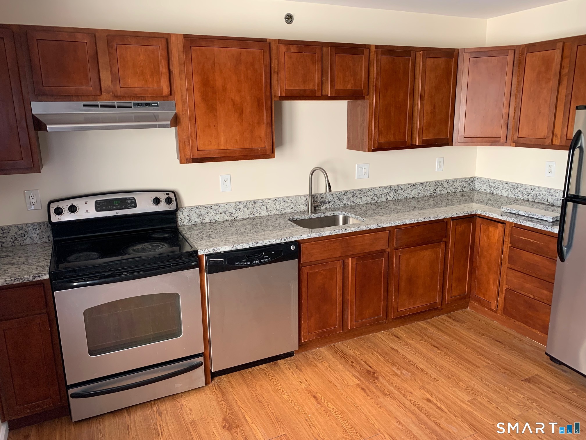 7 New Street Danbury CT 06810