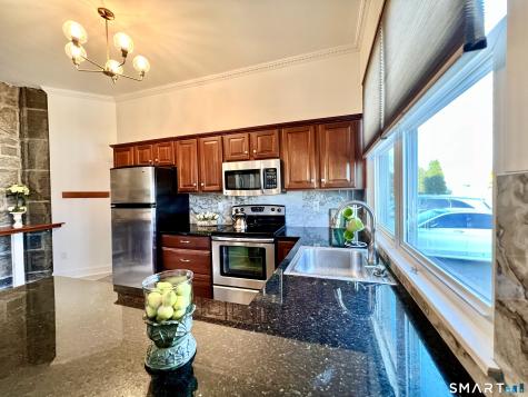 5 Hundley Court Stamford CT 06902