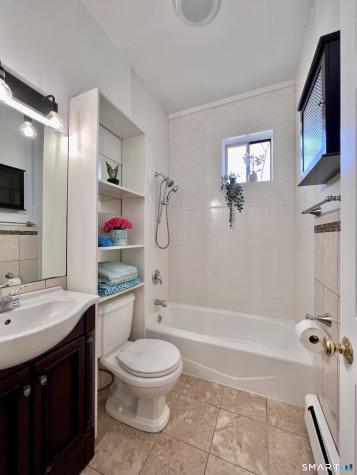 5 Hundley Court Stamford CT 06902