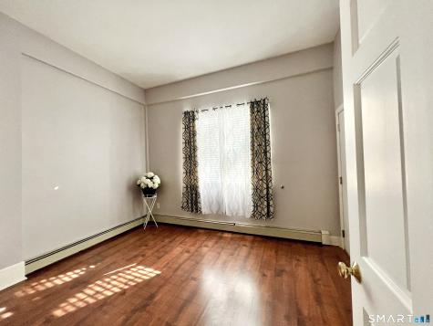 5 Hundley Court Stamford CT 06902