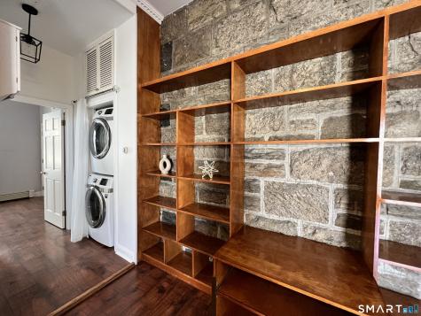 5 Hundley Court Stamford CT 06902
