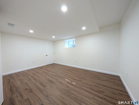 1996 Huntington Road Stratford CT 06615